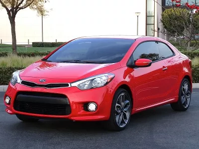 THAY kính chắn gió xe KIA Koup tận nhà